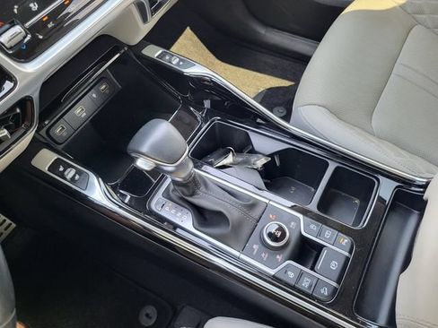 Certified 2023 Kia Sorento SX AWD/4WD image 22