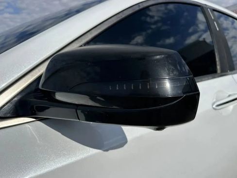 Used 2018 Genesis G80 3.3T Sport image 10