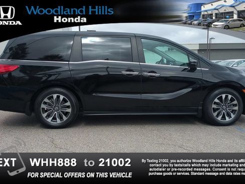 Certified 2024 Honda Odyssey EX-L image 4