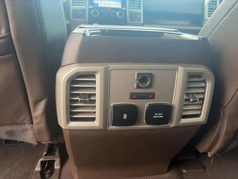 Used 2019 Ford F150 King Ranch w/ Equipment Group 601A Luxury AWD/4WD image 25