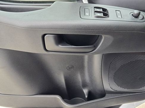 Used 2023 RAM ProMaster 3500 w/ Convenience Group image 17