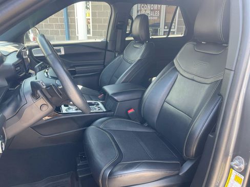 Used 2023 Ford Explorer ST w/ Equipment Group 401A AWD/4WD image 20
