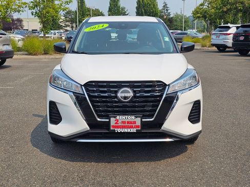 Used 2024 Nissan Kicks S FWD image 2