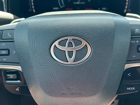 Used 2026 Toyota Camry SE w/ Convenience Package FWD image 36