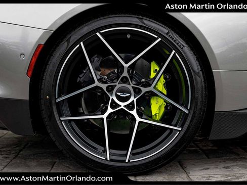 New 2025 Aston Martin Vanquish image 23