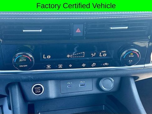 Used 2021 Nissan Rogue SV AWD/4WD image 21