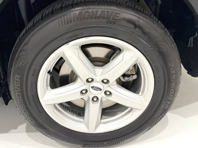 Used 2017 Ford Explorer XLT w/ Equipment Group 201A AWD/4WD image 10