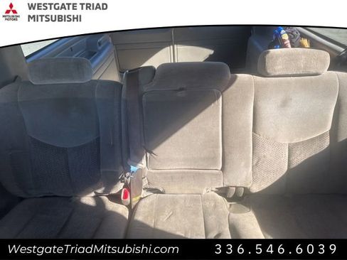 Used 2004 Chevrolet Suburban LS w/ Preferred Equipment Group image 7