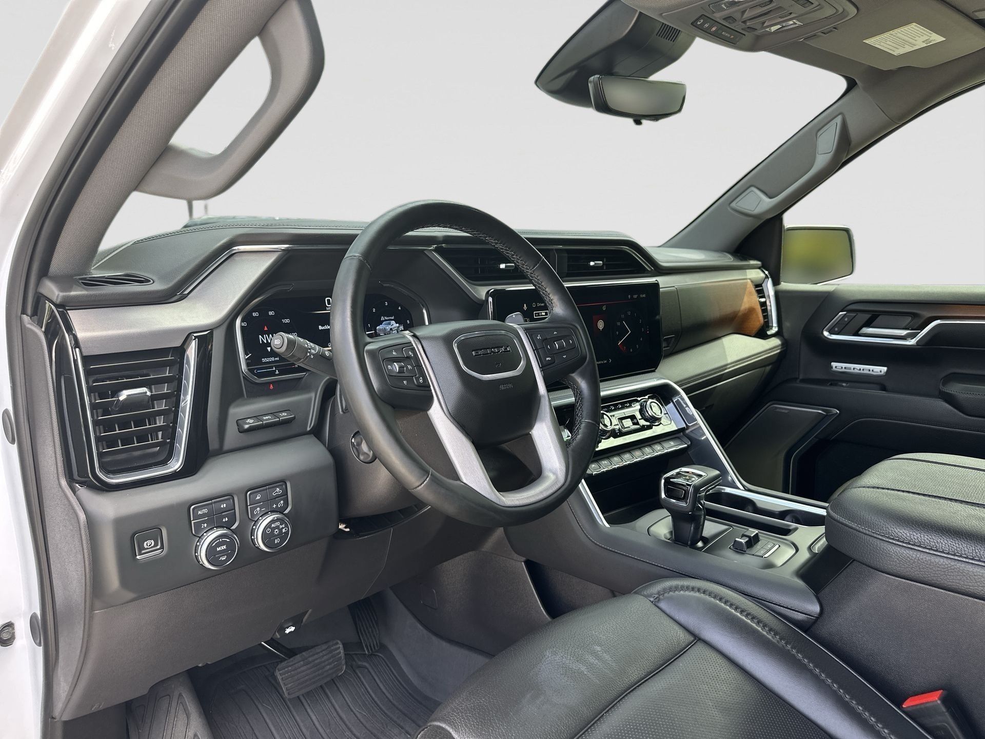 Certified 2024 GMC Sierra 1500 Denali w/ Denali Reserve Package AWD/4WD image 10
