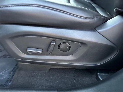 Used 2023 Ford Explorer XLT w/ Equipment Group 202A image 15