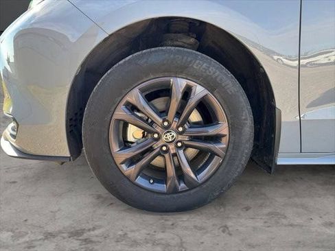 Certified 2024 Toyota Sienna XLE Woodland Edition AWD/4WD image 73