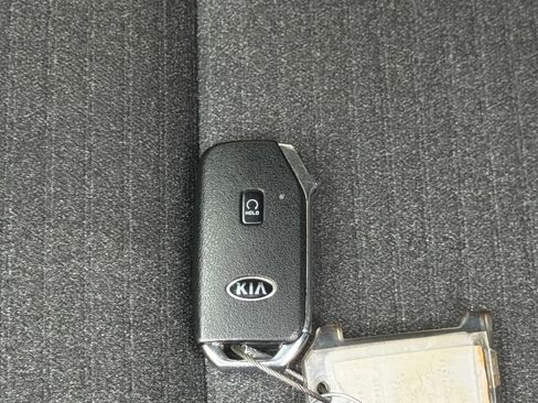 Used 2021 Kia Soul EX image 27