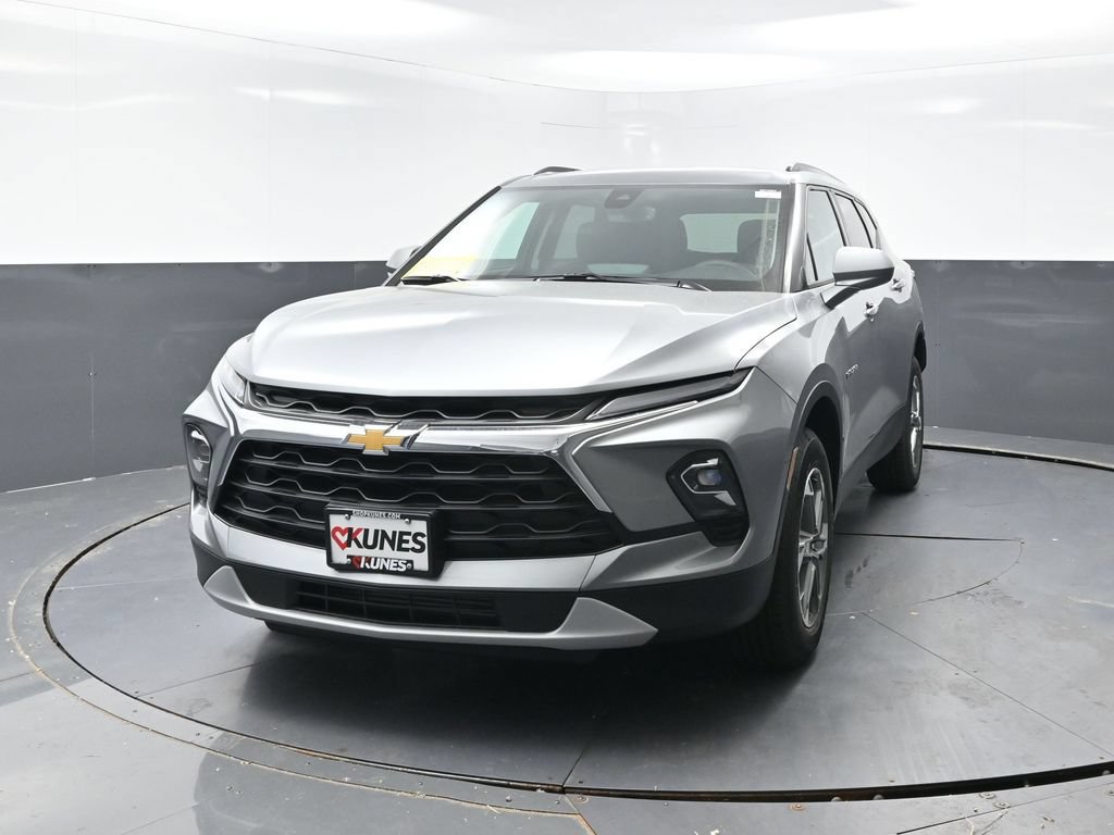 New 2026 Chevrolet Blazer LT w/ Convenience Package AWD/4WD image 5