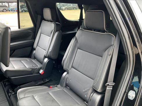 Used 2022 GMC Yukon SLT w/ SLT Luxury Package image 21