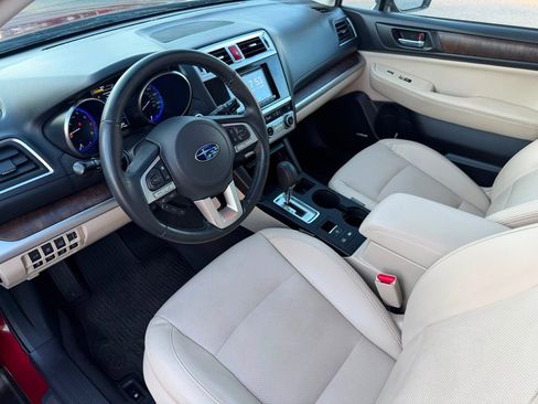 Used 2015 Subaru Outback 2.5i Limited AWD/4WD image 9