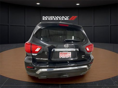 Used 2018 Nissan Pathfinder SL w/ Cargo Package image 4