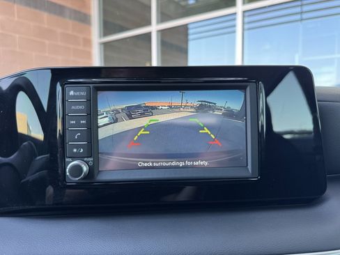 Used 2025 Nissan Kicks S image 22