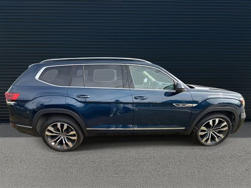 Used 2023 Volkswagen Atlas SEL Premium image 8