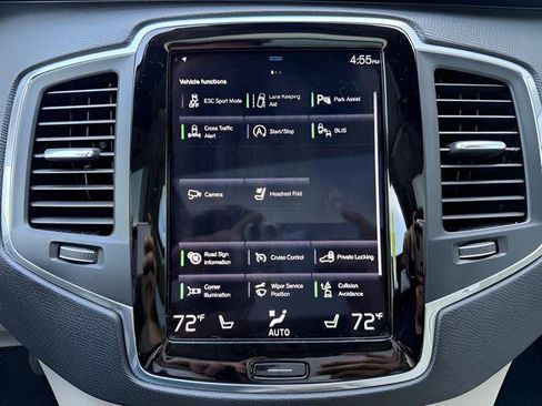 Used 2020 Volvo XC90 T6 Momentum AWD/4WD image 22