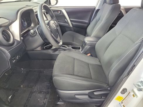 Used 2018 Toyota RAV4 LE Plus AWD/4WD image 19