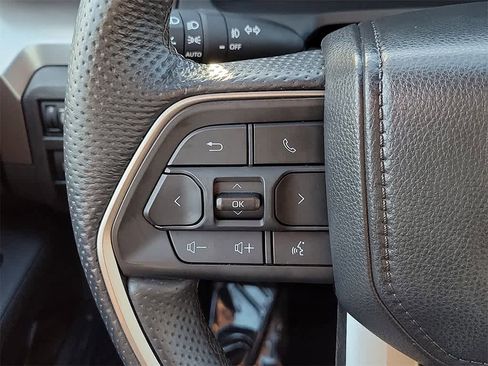 Used 2024 Toyota Tacoma SR5 image 19