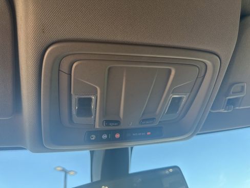 Used 2019 Chevrolet Silverado 1500 LT w/ Texas Edition image 19