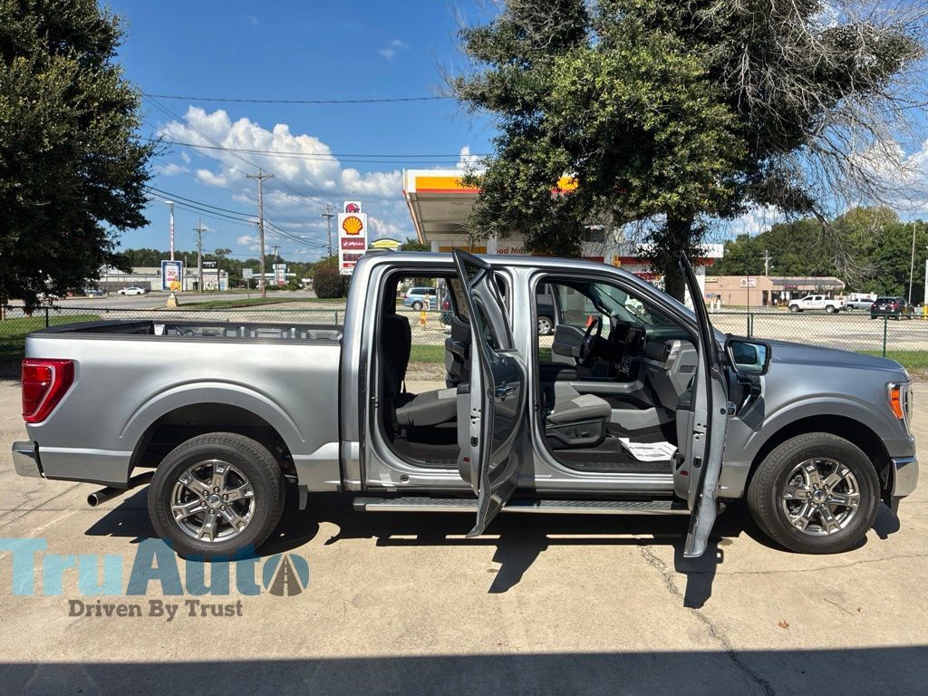 Used 2023 Ford F150 XLT w/ Equipment Group 302A High RWD image 19