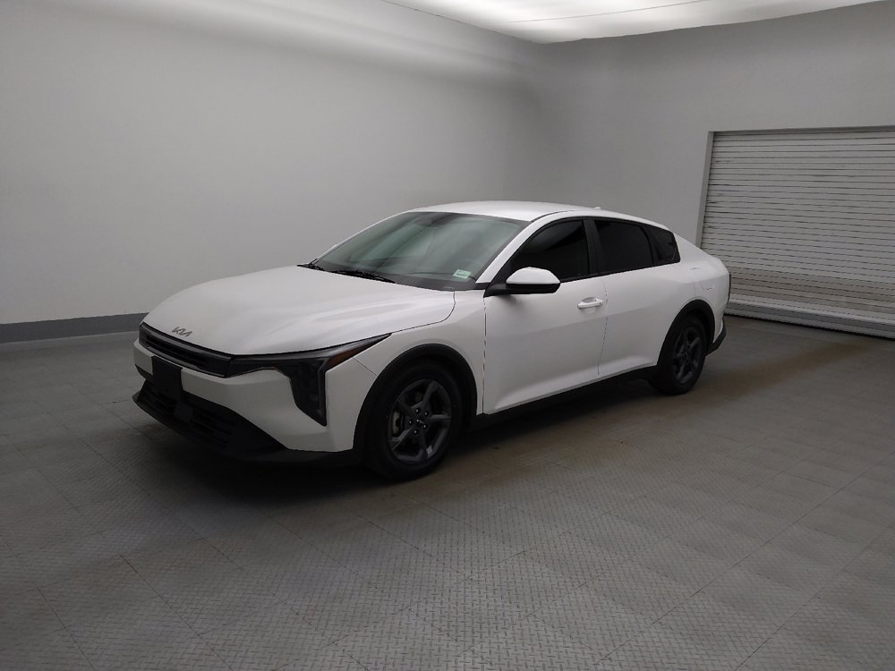 Used 2025 Kia K4 FWD image 2