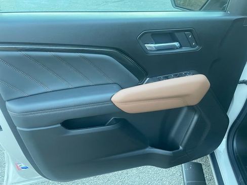 New 2026 GMC Canyon AT4 image 16