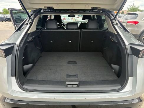 Used 2023 Nissan Ariya FWD image 26