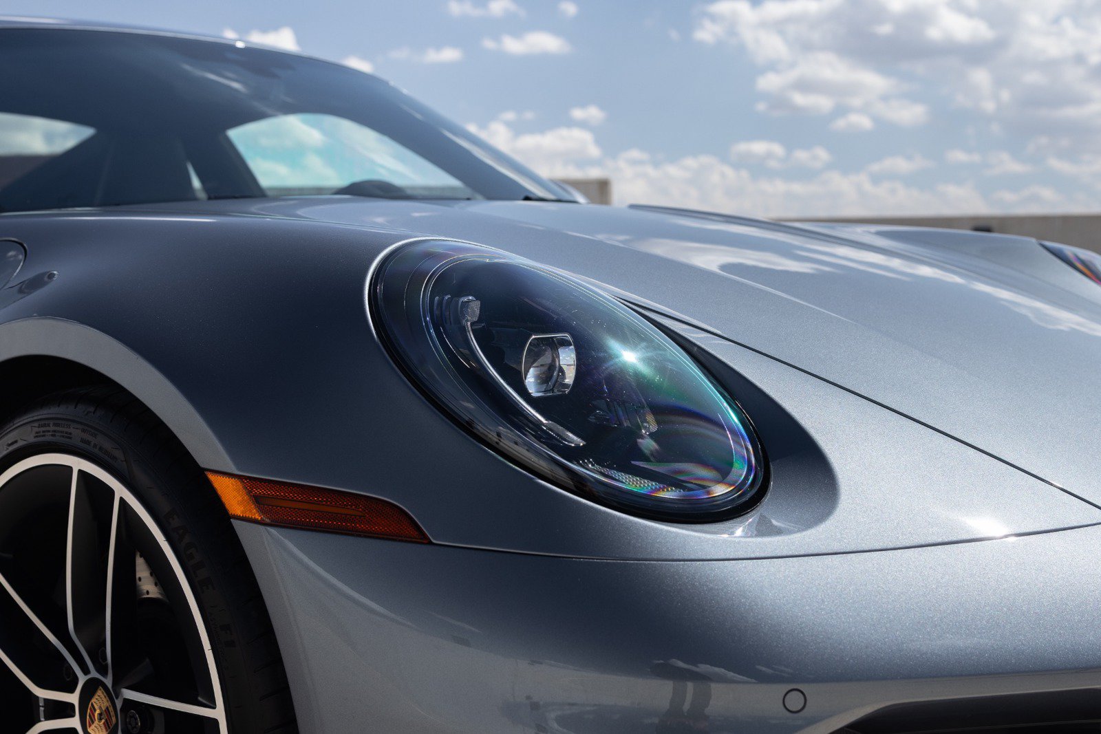 Used 2025 Porsche 911 Carrera T RWD image 20