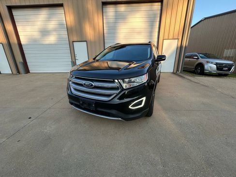 Used 2015 Ford Edge SEL w/ Equipment Group 201A image 2