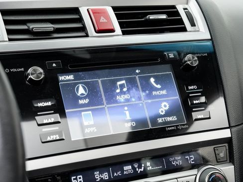 Used 2017 Subaru Outback 2.5i Limited image 17