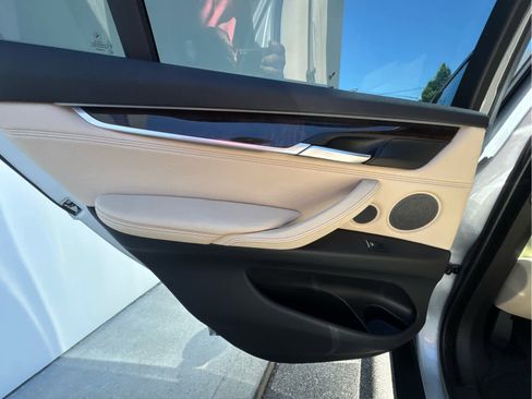 Used 2018 BMW X5 xDrive35i AWD/4WD image 17