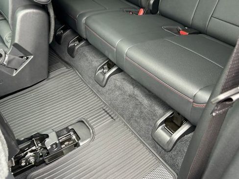 Certified 2024 Chevrolet Traverse RS w/ LPO, Floor Liner Package image 43