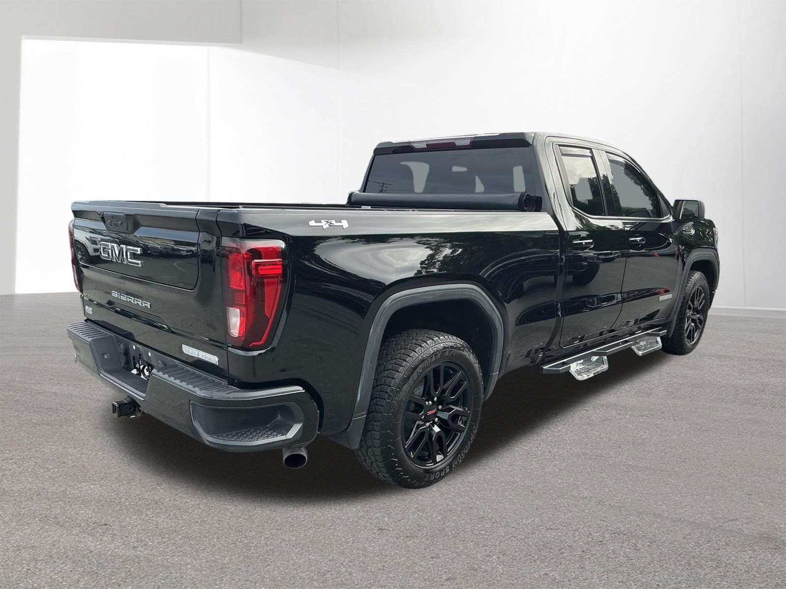 Used 2021 GMC Sierra 1500 Elevation AWD/4WD image 3