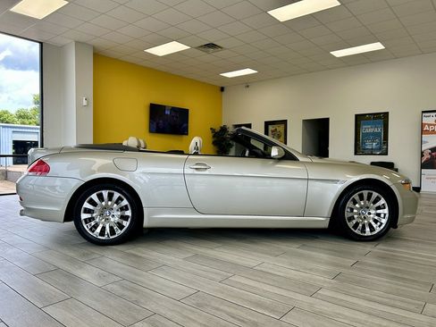 Used 2004 BMW 645Ci Convertible RWD image 5