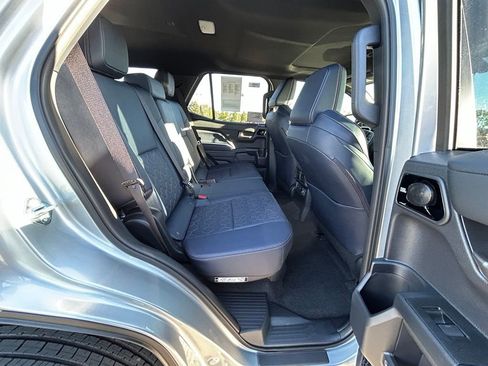 Used 2026 Toyota 4Runner Platinum AWD/4WD image 27