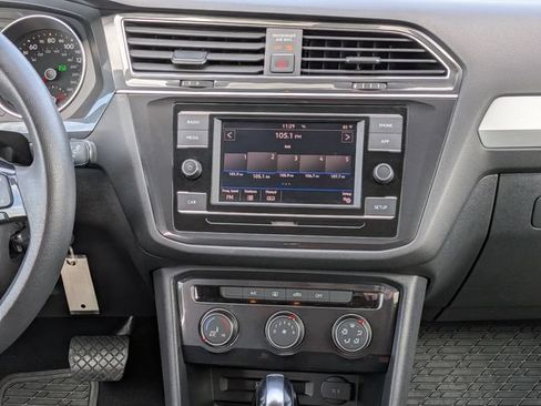 Used 2018 Volkswagen Tiguan S FWD image 17
