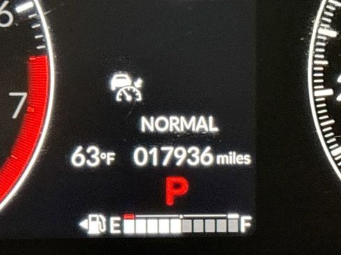 Used 2024 Honda Pilot EX-L image 14