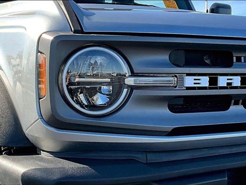 Used 2022 Ford Bronco Big Bend image 34