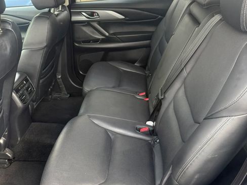 Used 2021 MAZDA CX-9 Touring AWD/4WD image 17