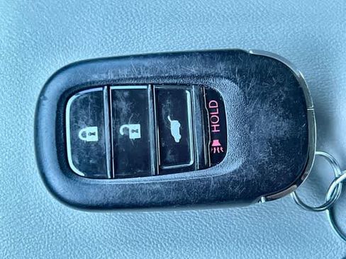 Used 2023 Honda HR-V LX image 21