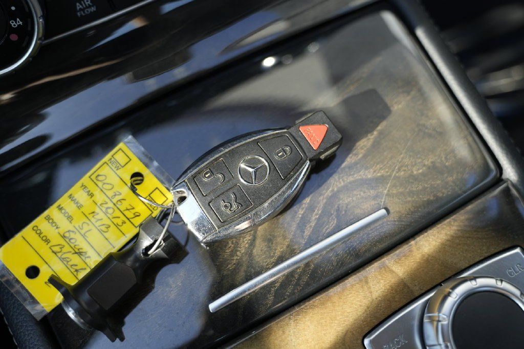 Used 2013 Mercedes-Benz SL 550 image 66