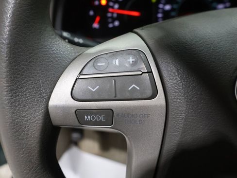 Used 2008 Toyota Camry LE image 29