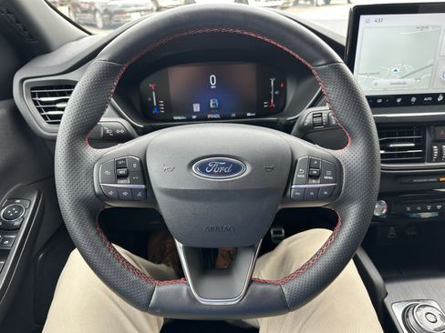 Used 2024 Ford Escape ST-Line Select w/ Tech Pack #1 AWD/4WD image 14