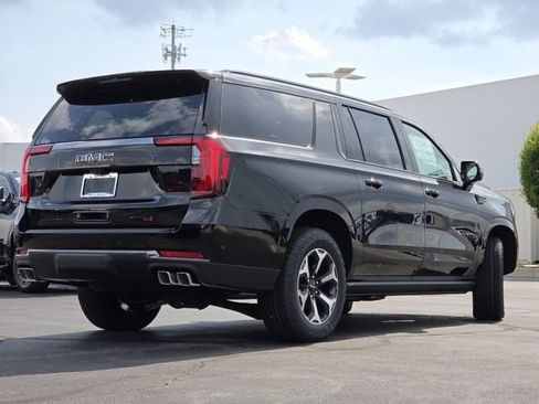 New 2026 GMC Yukon XL AT4 w/ AT4 Premium Plus Package AWD/4WD image 19