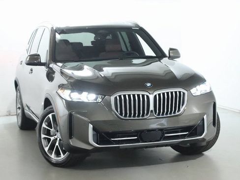 Used 2026 BMW X5 xDrive40i AWD/4WD image 2