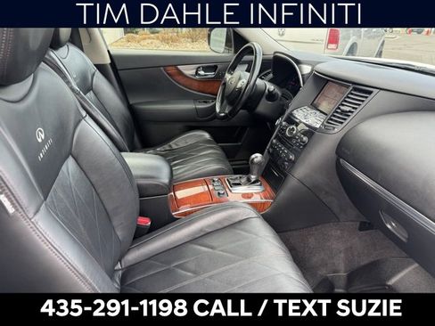 Used 2010 INFINITI FX35 AWD w/ Navigation Pkg image 18