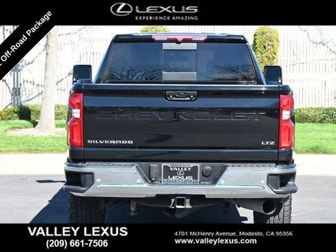 Used 2022 Chevrolet Silverado 2500 LTZ w/ LTZ Plus Package image 5